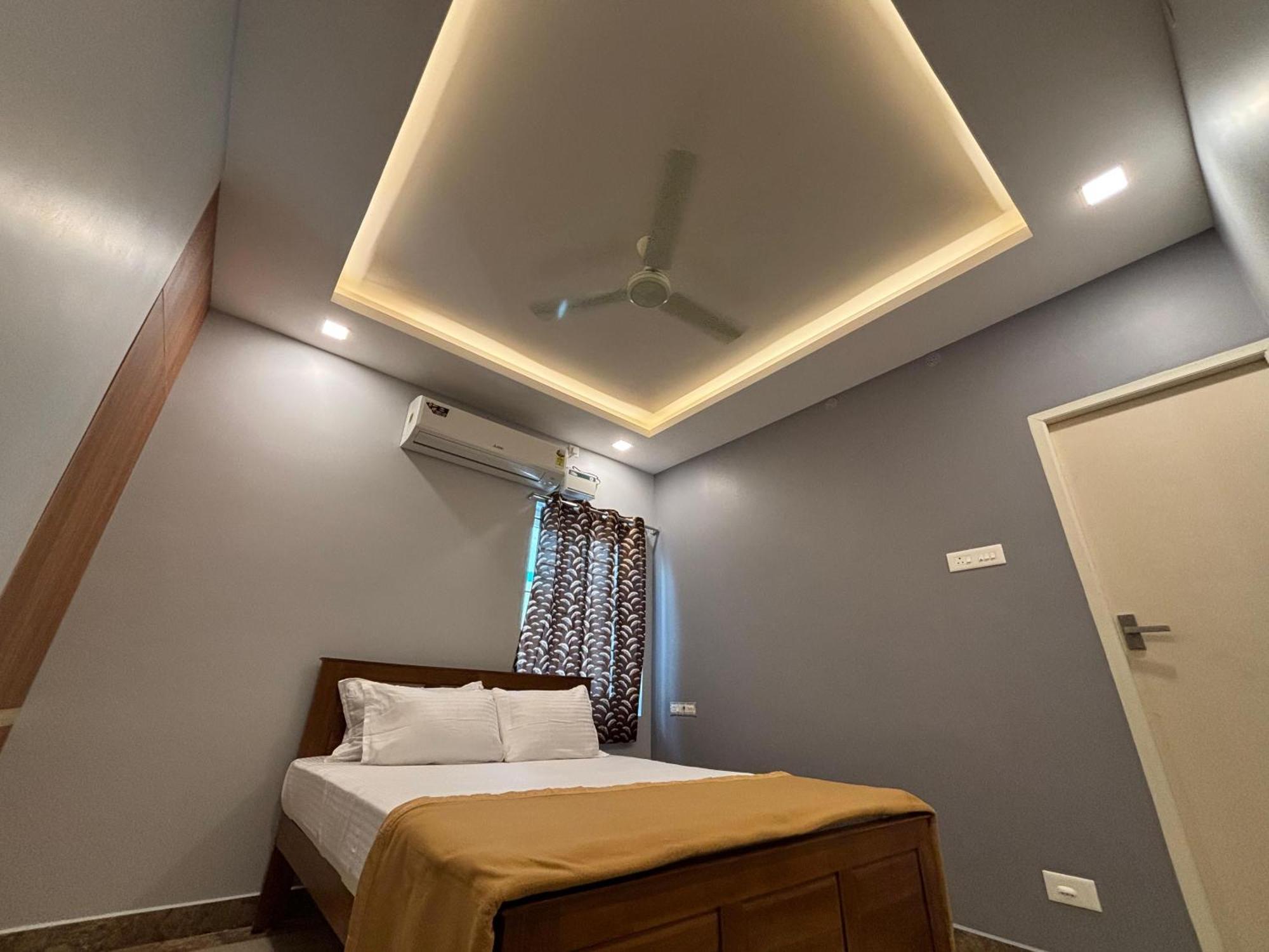 Srirangam Nandavanam Service Apartments Tiruchirappalli Eksteriør billede