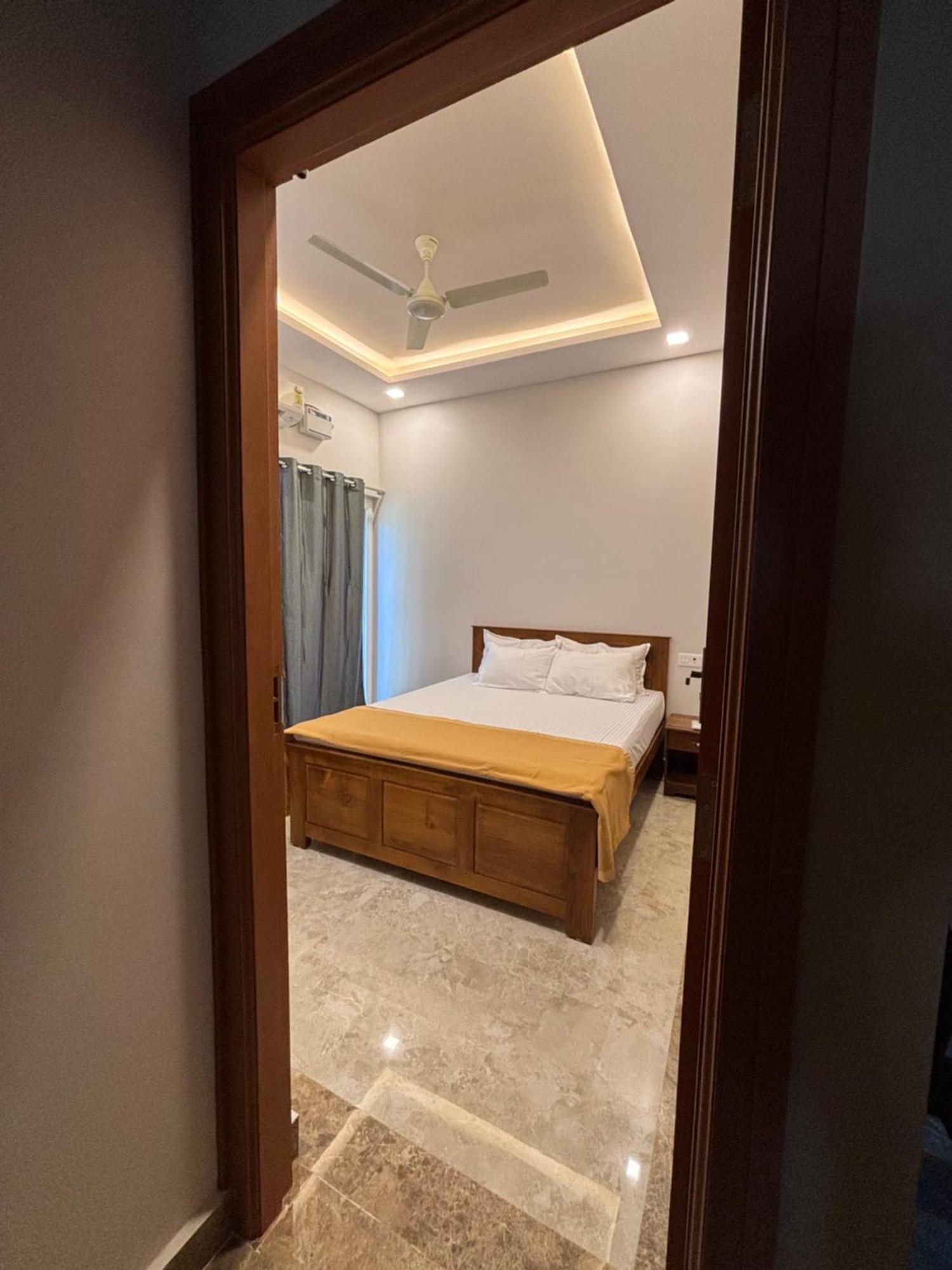 Srirangam Nandavanam Service Apartments Tiruchirappalli Eksteriør billede